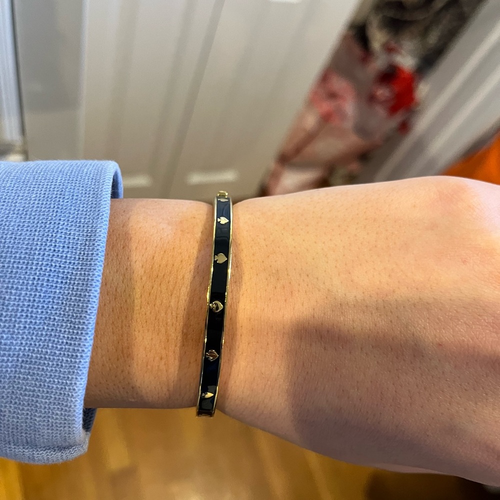 Kate Spade clasp closure bangle